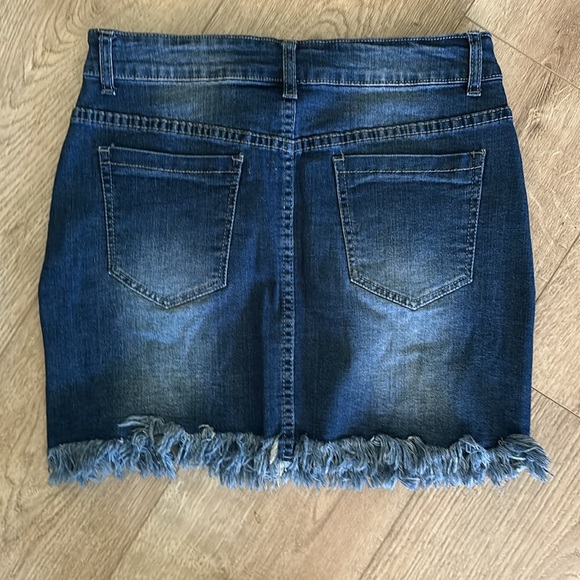 Ladies, jeans skirt, size small brand new, never worn - Picture 2 of 2
